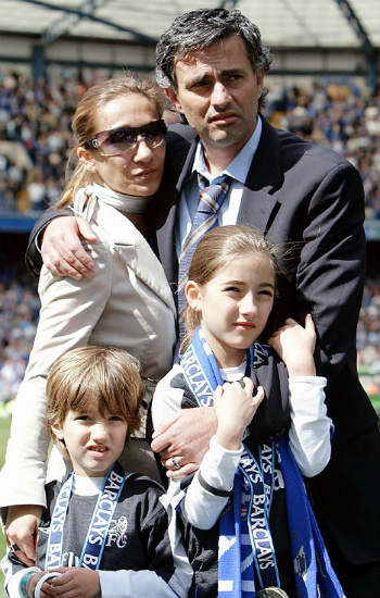 José Mourinho está casado desde 1989 y tiene dos hijos.
